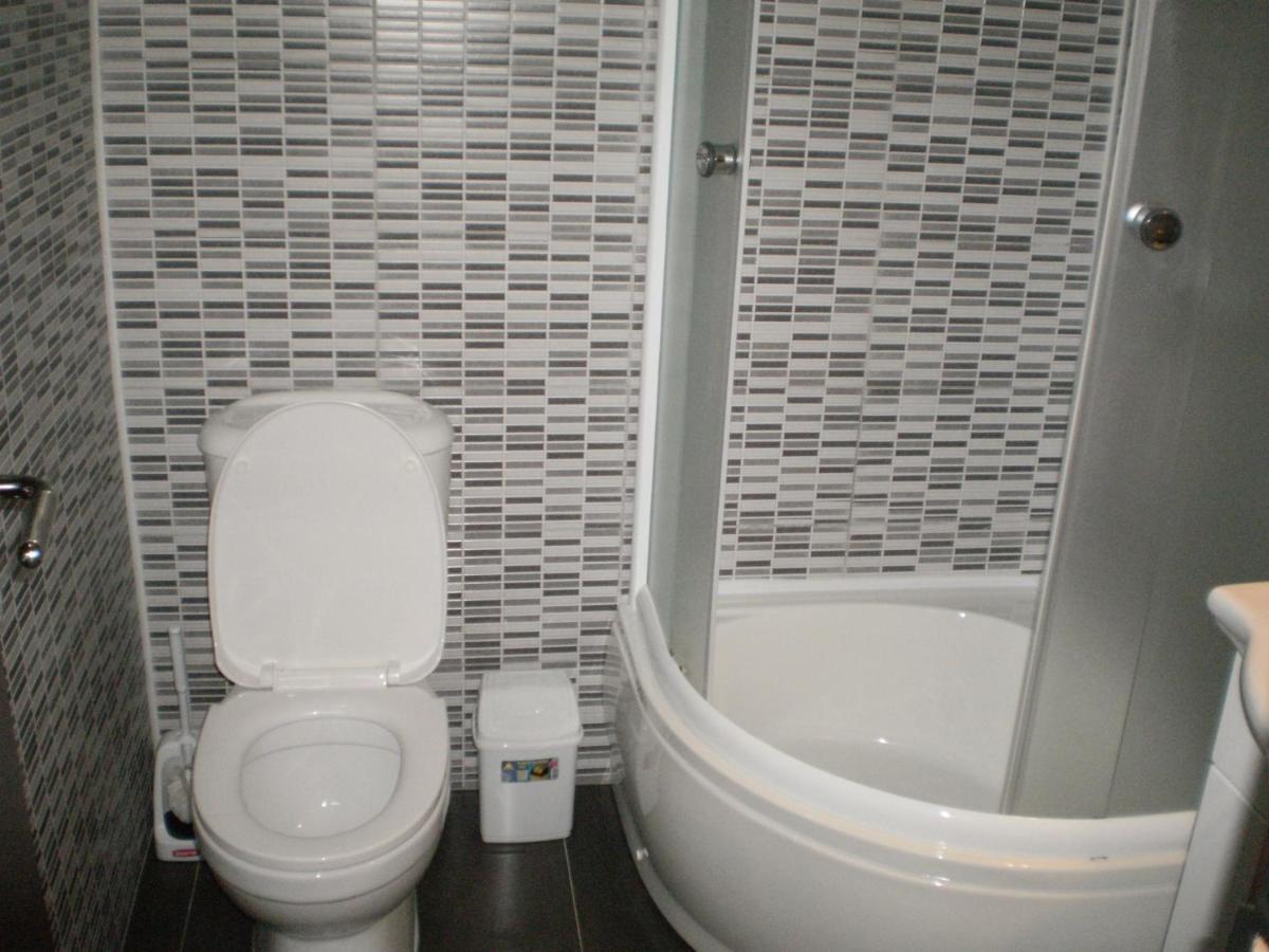 Garni Hotel Kaca Kragujevac Habitación foto